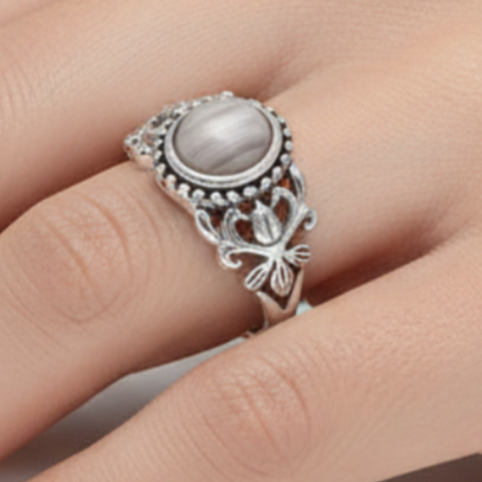 Botswana Agate Ring - Delicate Close-up
