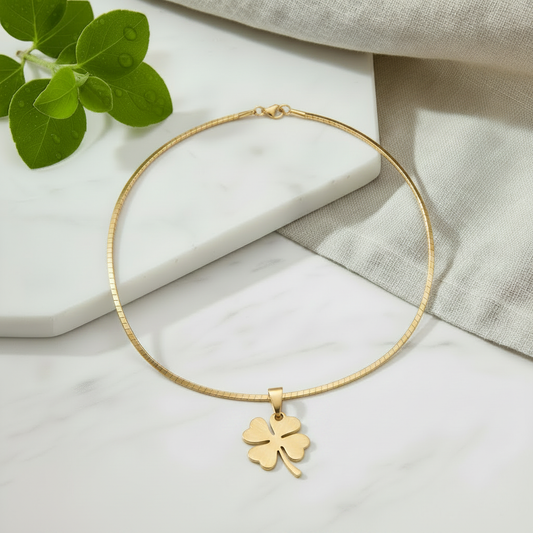 Lucky Clover Gold - Minimalist Marble