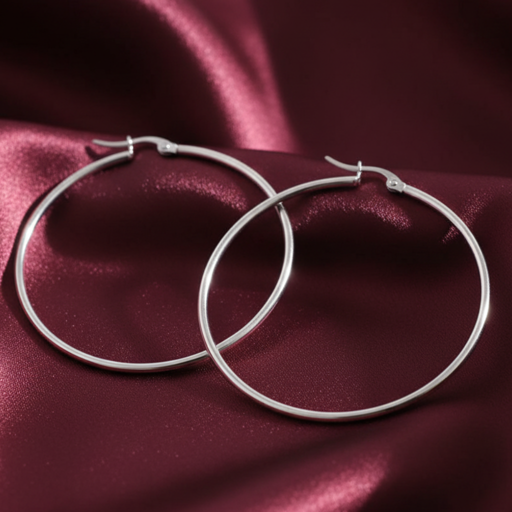 Aretes sobre satín burgundy