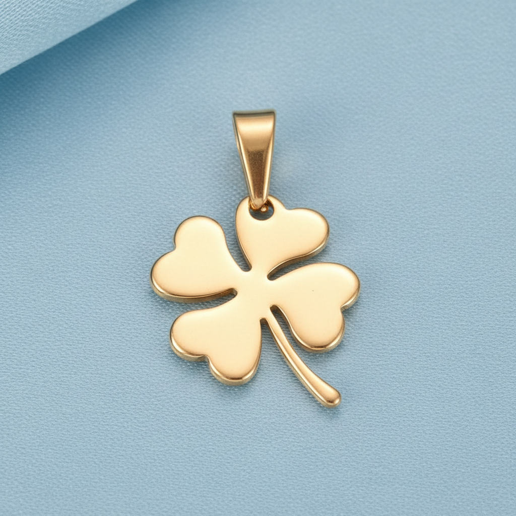 Clover Pendant Gold