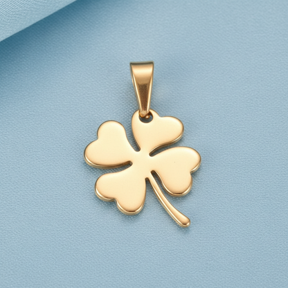 Clover Pendant Gold