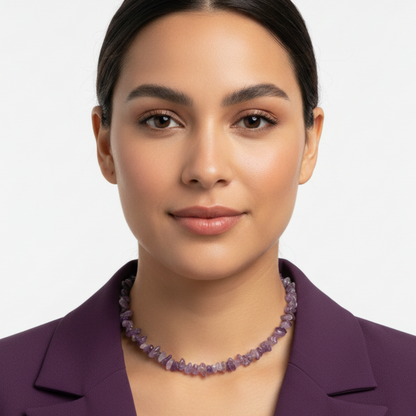 Amethyst chip necklace - latina model purple blazer