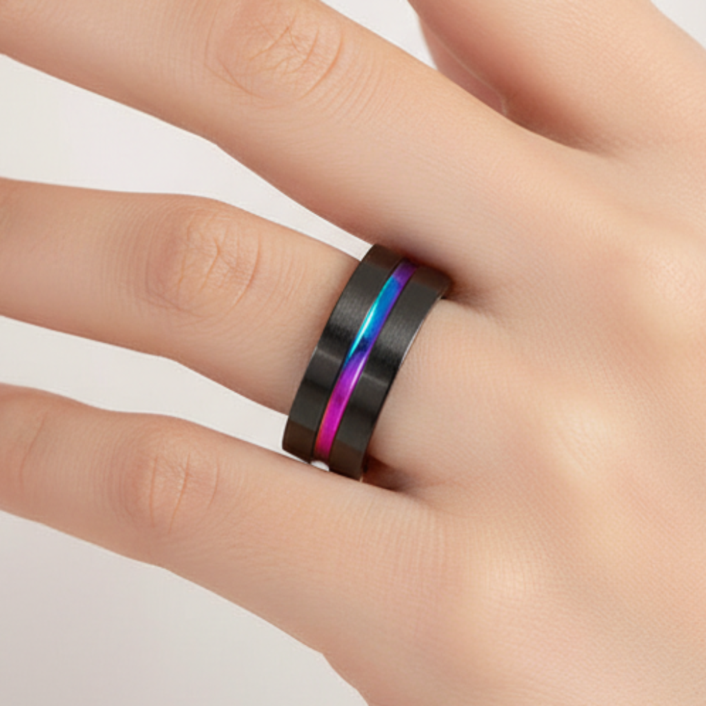 Mood Ring – Model Hand