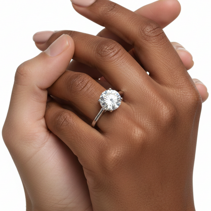 Solitaire Ring - Couple Intertwined Hands